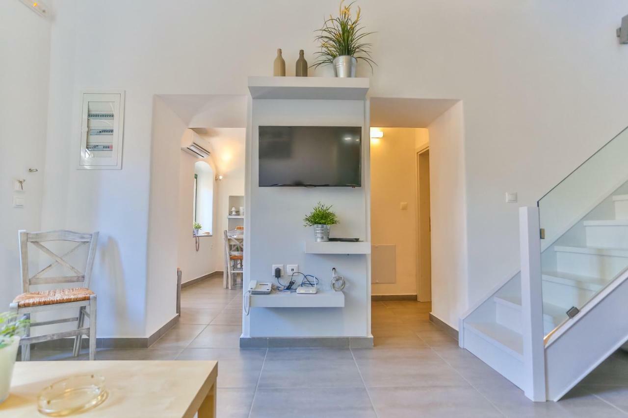 סימי Annika Deluxe Apartments מראה חיצוני תמונה